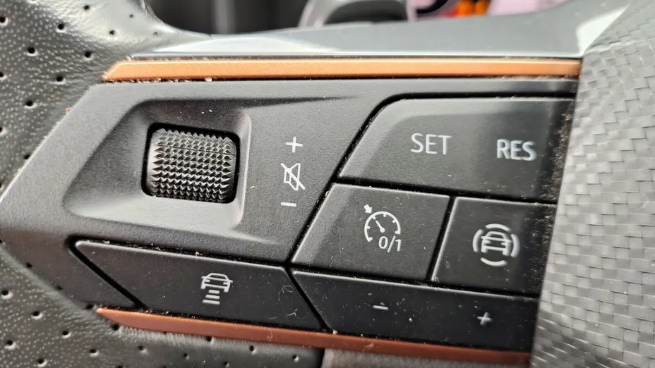 CUPRA Leon Leon 1.5 eTSI DSG