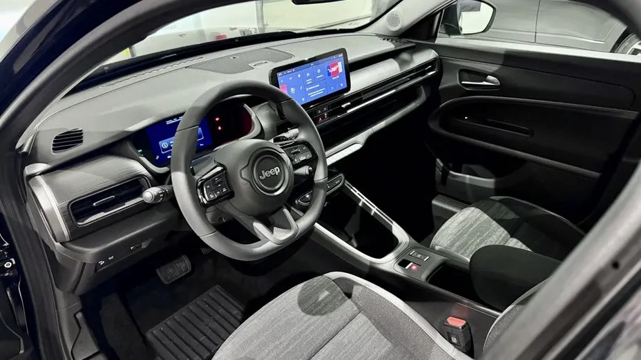 JEEP Avenger Avenger 1.2 T3 mHEV Longitude FWD eDCT6 Nowy