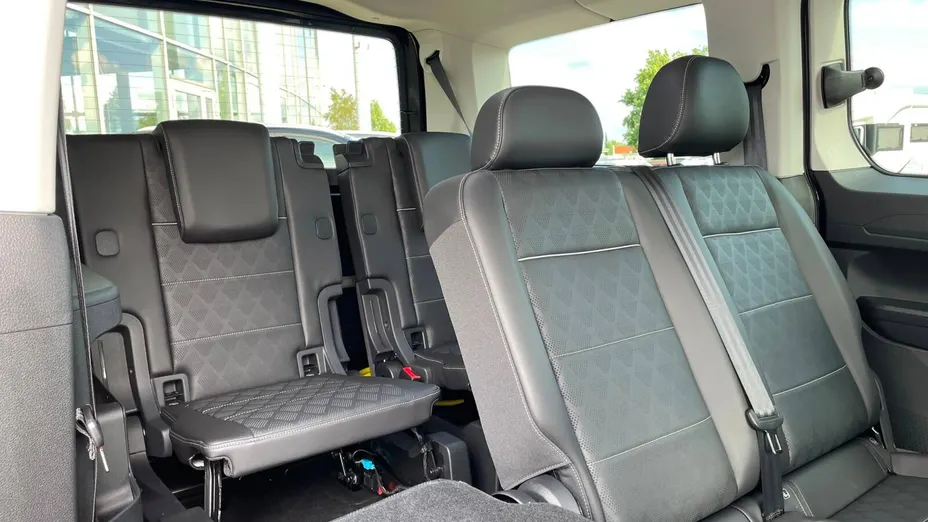 FORD Tourneo Connect Grand Tourneo Connect 1.5 PHEV Titanium aut Nowy