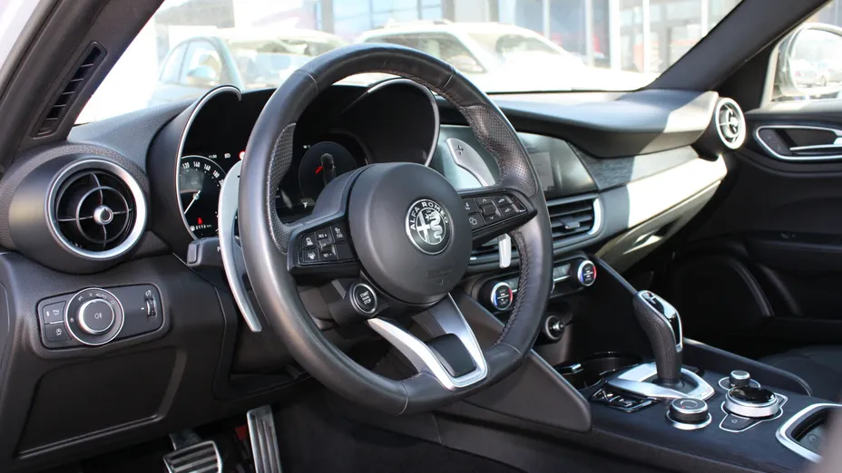 ALFA ROMEO Giulia Giulia 2.0 Turbo Sprint Q4 aut