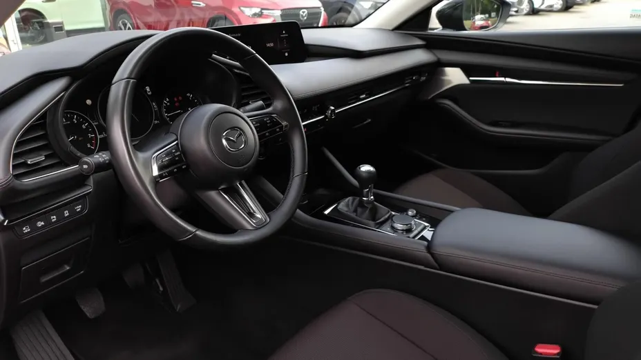 MAZDA 3 3 2.0 mHEV Centre-Line