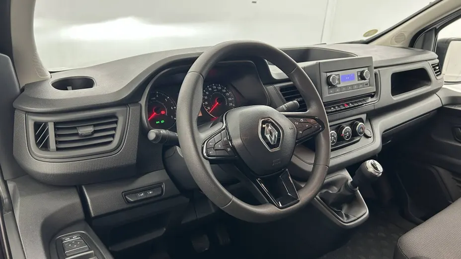 RENAULT Trafic -
