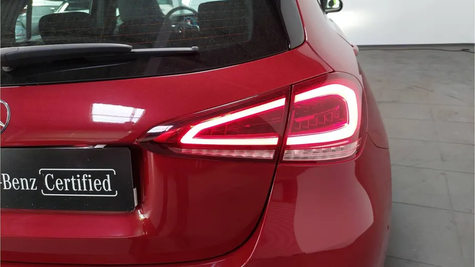 MERCEDES-BENZ A Klasa A 180 Progressive 7G-DCT