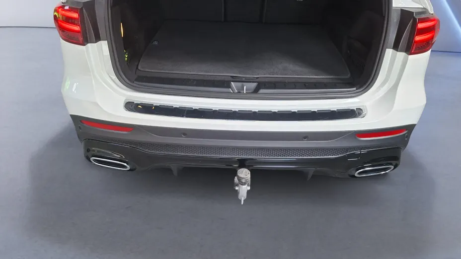 MERCEDES-BENZ GLB GLB 200 d 4-Matic AMG Line 8G-DCT
