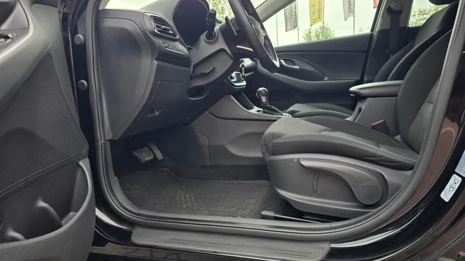 HYUNDAI i30 i30 1.5 T-GDI 48V Smart DCT