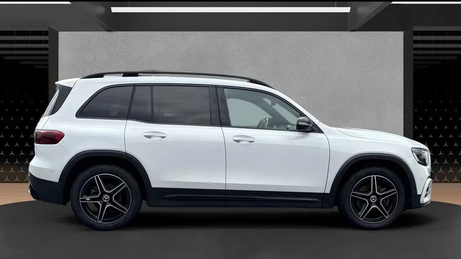 MERCEDES-BENZ GLB GLB 200 d 4-Matic AMG Line 8G-DCT