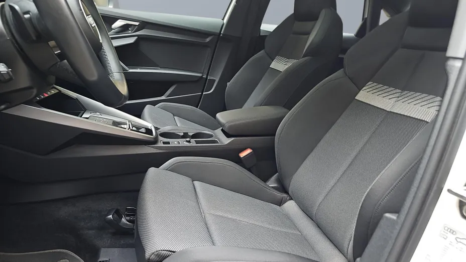 AUDI A3 A3 35 TFSI mHEV S Line S tronic