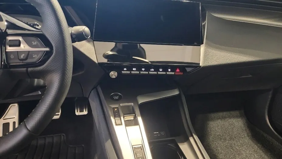 PEUGEOT 308 308 1.2 mHEV GT Exclusive S&S e-DCS6 Nowy