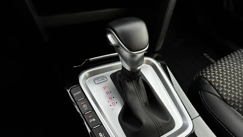 KIA XCeed XCeed 1.5 T-GDI L Business Line DCT