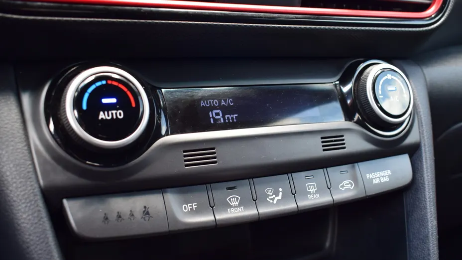 HYUNDAI Kona Kona 1.6 CRDi Premium 4WD DCT