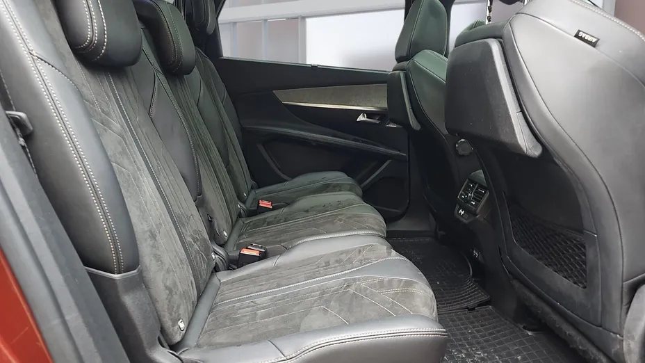 PEUGEOT 5008 5008 2.0 BlueHDi GT Pack S&S EAT8