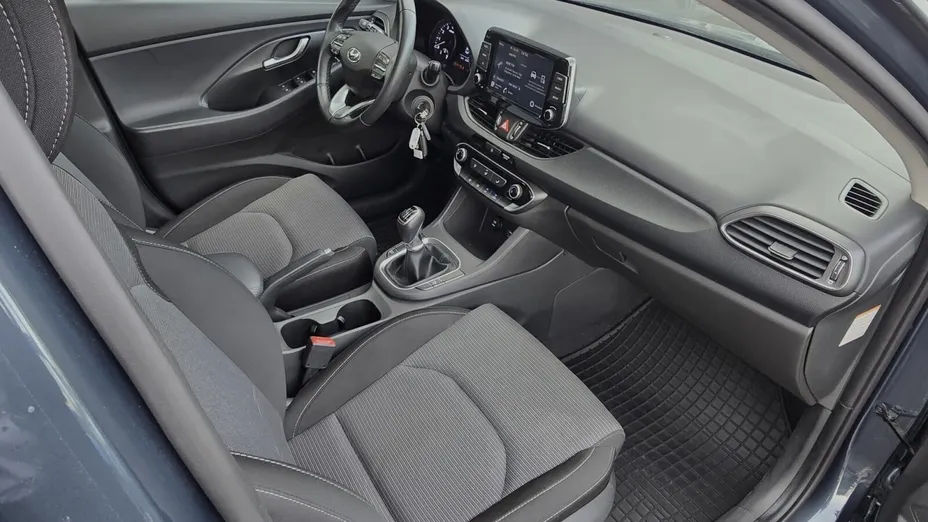 HYUNDAI i30 i30 1.5 T-GDI 48V Smart