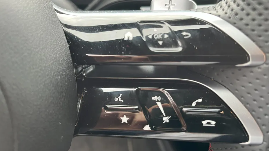 MERCEDES-BENZ A Klasa A 200 AMG Line 7G-DCT