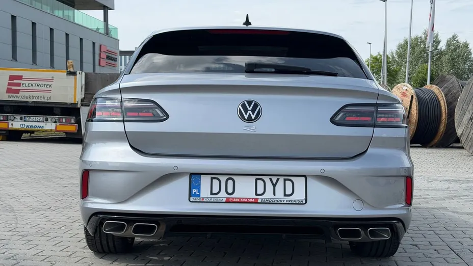 VOLKSWAGEN Arteon Arteon 2.0 TSI 4Motion R DSG