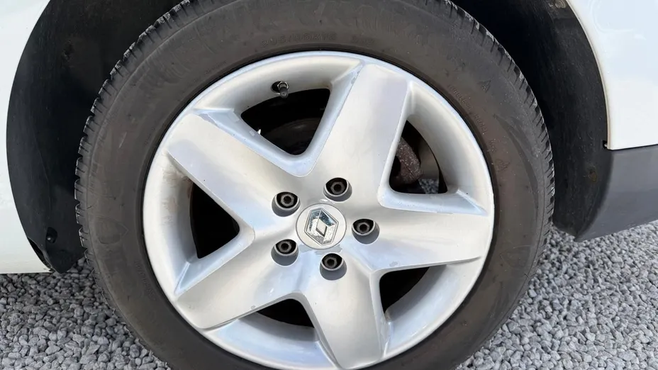 RENAULT Megane -