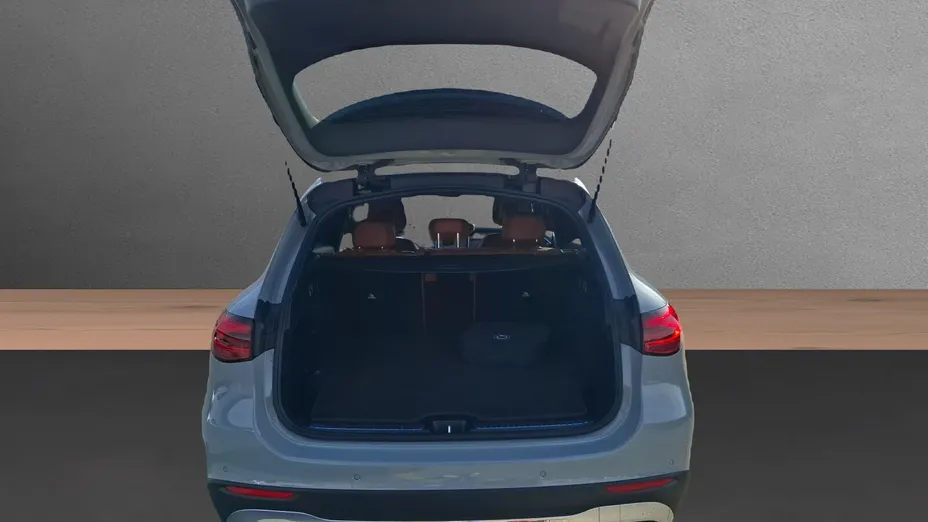 MERCEDES-BENZ GLC GLC 300 e 4-Matic Avantgarde