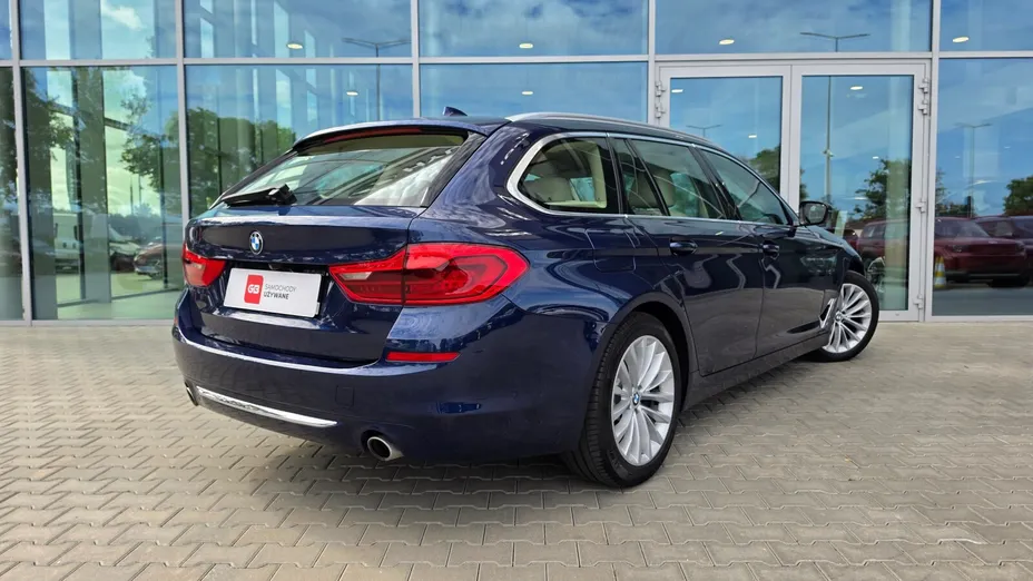 BMW Seria 5 530d Luxury Line aut