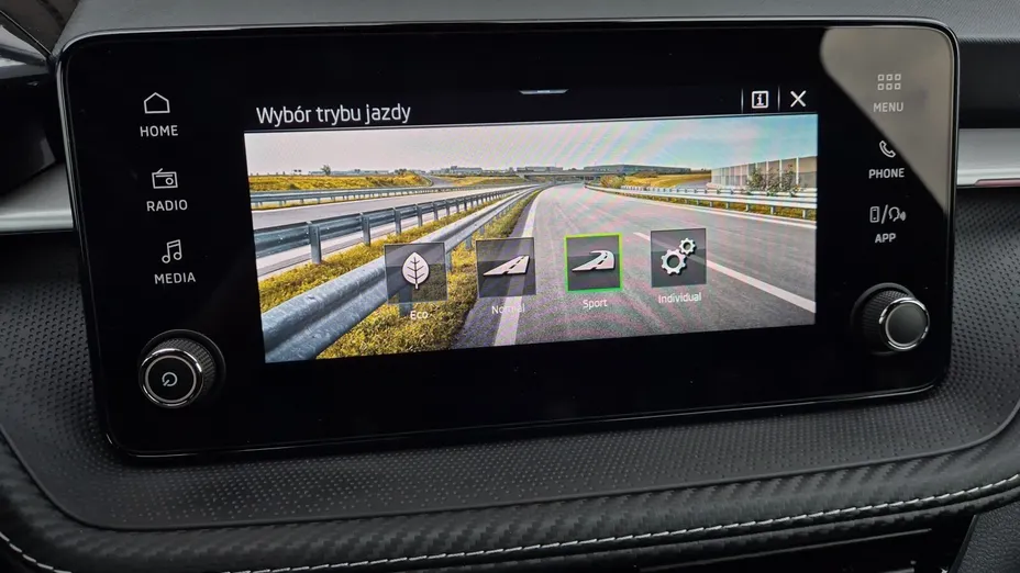 SKODA Fabia Fabia 1.5 TSI 130 Sport DSG Nowy
