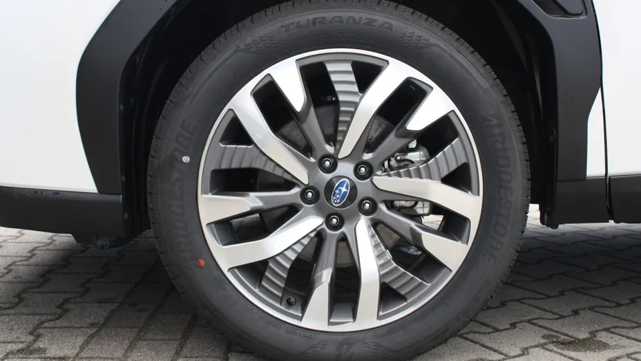 SUBARU Forester Forester 2.0i-L Platinum (EyeSight) Lineartronic