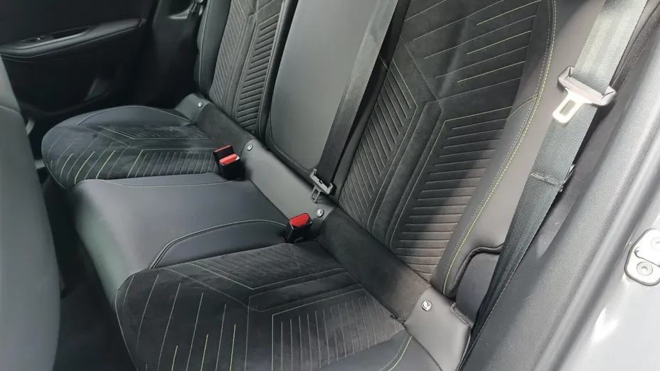 PEUGEOT 2008 2008 PureTech 130 GT S&S EAT8