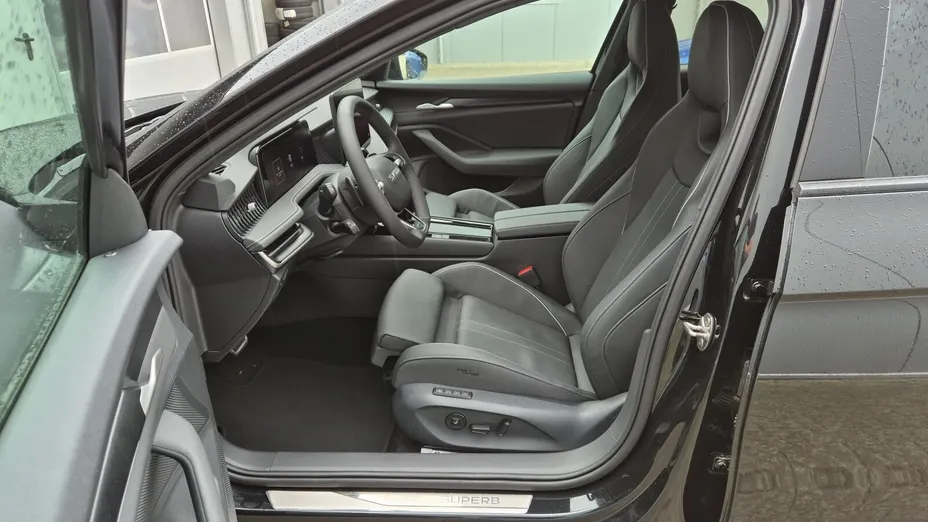 SKODA Superb Superb 2.0 TSI 4x4 Sportline DSG Nowy