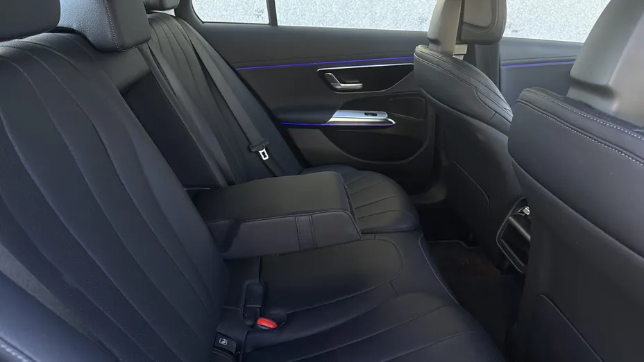 MERCEDES-BENZ E Klasa E 200 d mHEV Avantgarde 9G-Tronic