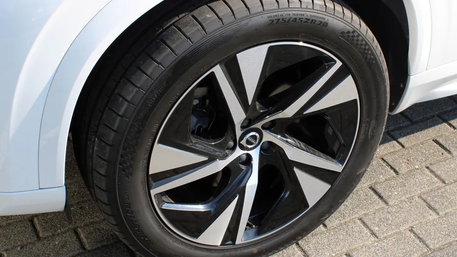 VOLVO XC90 XC90 B5 D AWD R-Design aut