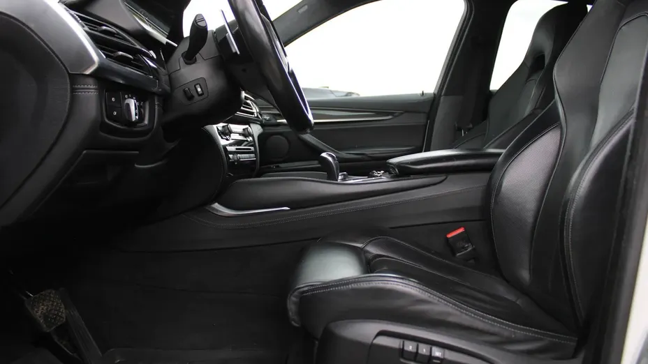 BMW X6 M -