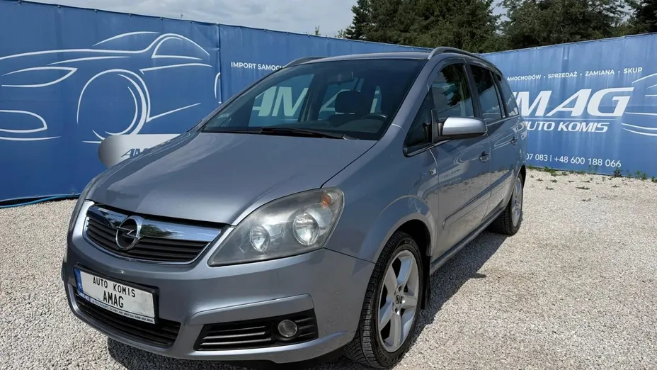 OPEL Zafira -