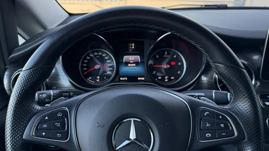 MERCEDES-BENZ V Klasa V 220 d Avantgarde 9G-Tronic (długi)