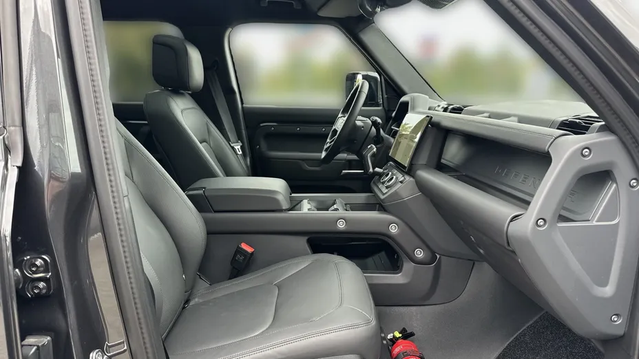 LAND ROVER Defender Defender 110 3.0 D250 mHEV X-Dynamic HSE