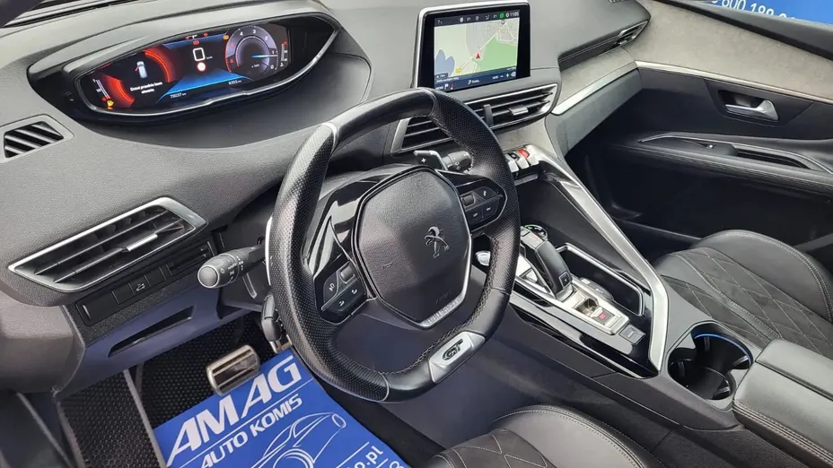PEUGEOT 3008 -