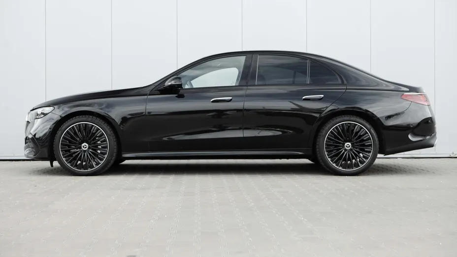 MERCEDES-BENZ E Klasa E 220 d mHEV 4-Matic AMG 9G-Tronic