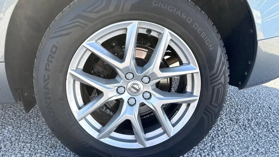 VOLVO XC60 XC60 D3 Momentum