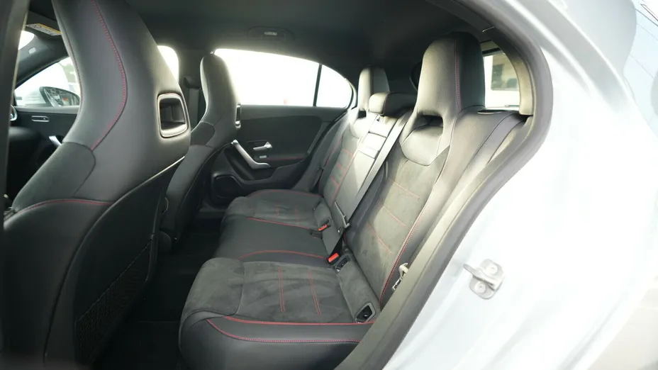 MERCEDES-BENZ A Klasa A 200 7G-DCT