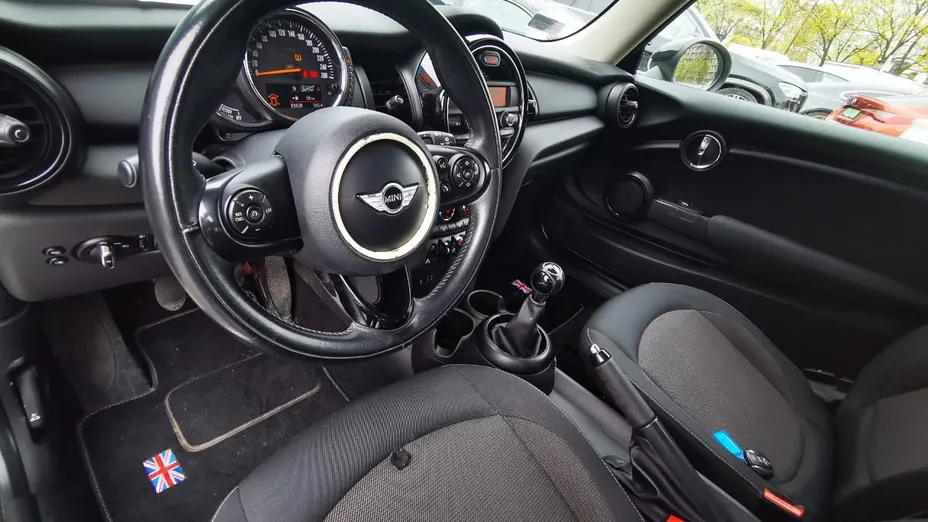 MINI One -