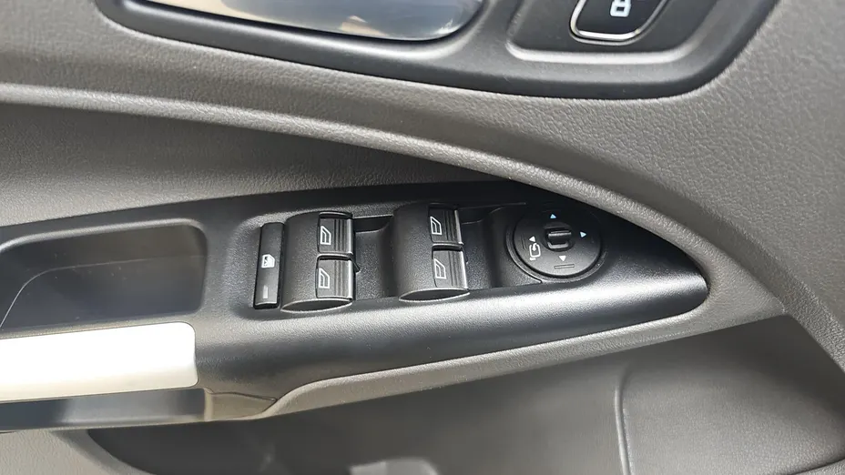 FORD Tourneo Connect Gr. Tourneo Connect 1.5 EcoBlue Titanium