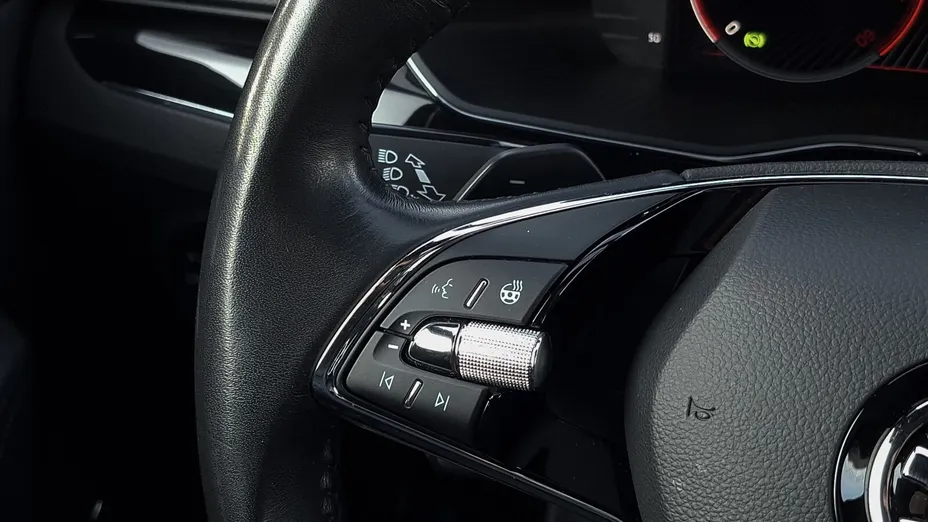 SKODA Superb Superb 2.0 TDI SCR L&K DSG