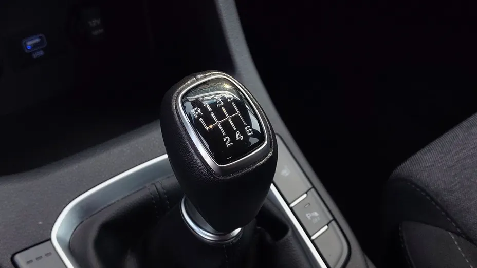 HYUNDAI i30 i30 1.0 T-GDI Smart