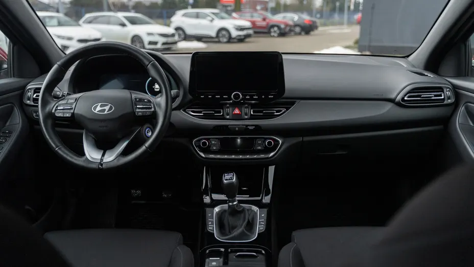 HYUNDAI i30 i30 1.5 T-GDI 48V Smart