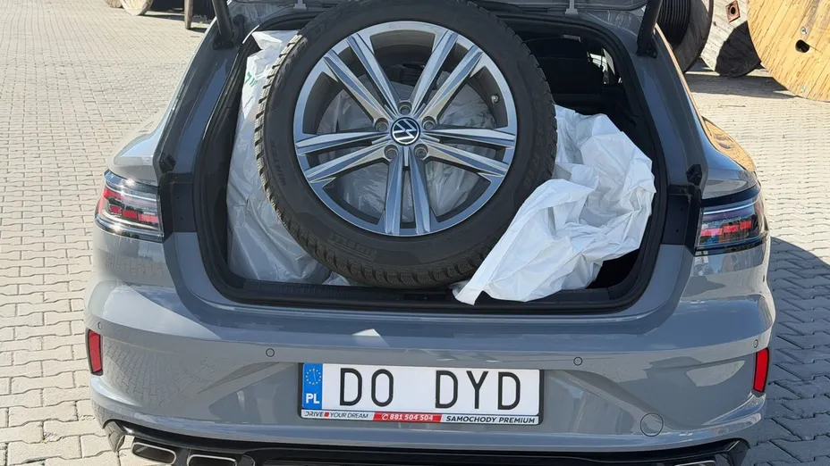 VOLKSWAGEN Arteon Arteon 2.0 TSI 4Motion R DSG