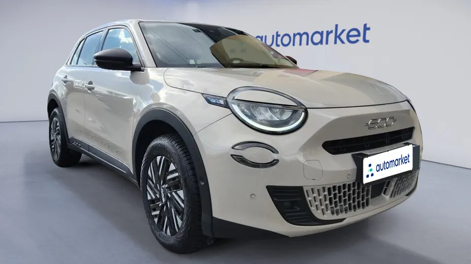 FIAT 600 600 1.2 Turbo Hybrid eDCT