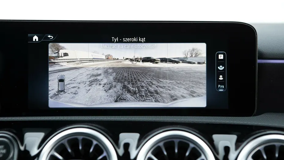 MERCEDES-BENZ A Klasa A 200 AMG Line 7G-DCT