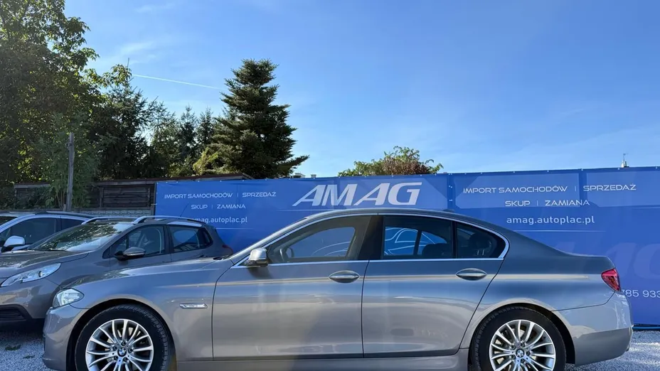 BMW Seria 5 518d Luxury Line aut