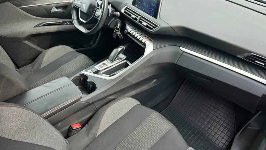 PEUGEOT 5008 5008 1.6 BlueHDI Allure S&S EAT6