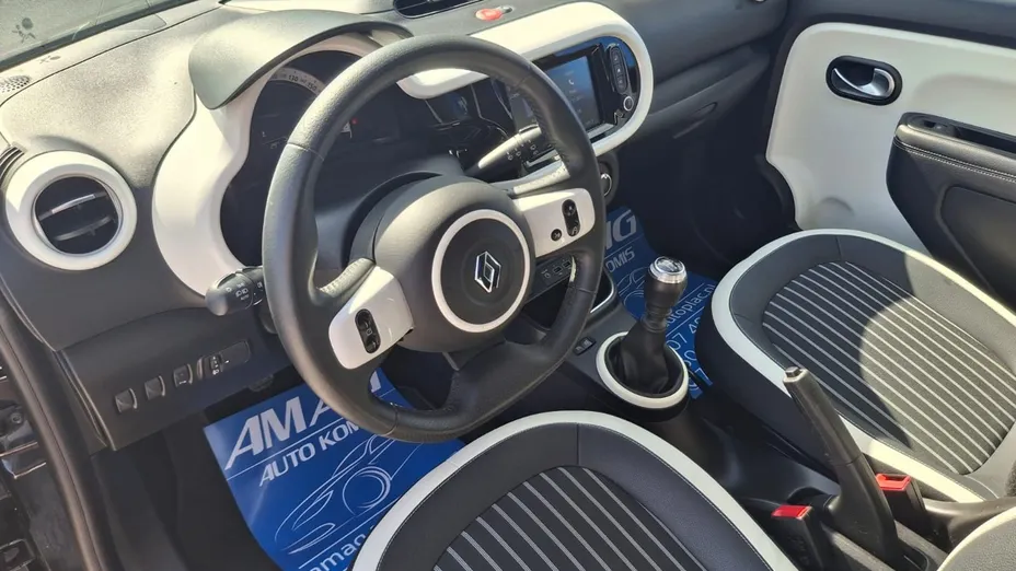 RENAULT Twingo -