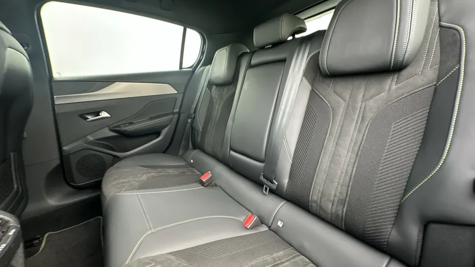 PEUGEOT 308 -