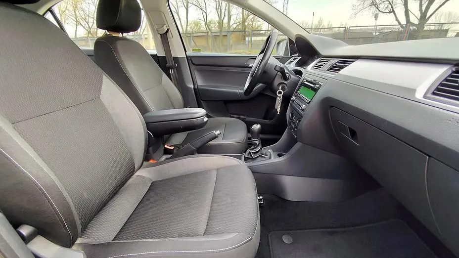 SKODA Rapid Rapid 1.2 Ambition