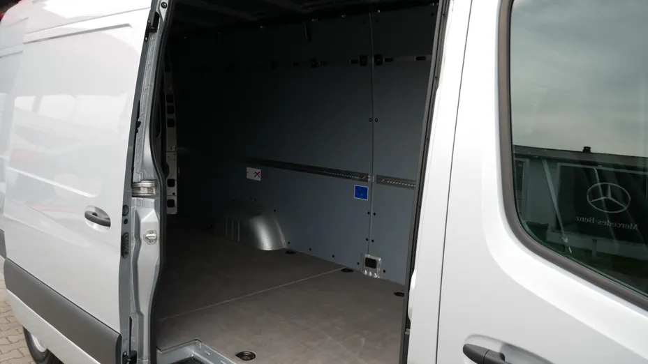 MERCEDES-BENZ Sprinter Sprinter 317 CDI 907.635 14m3