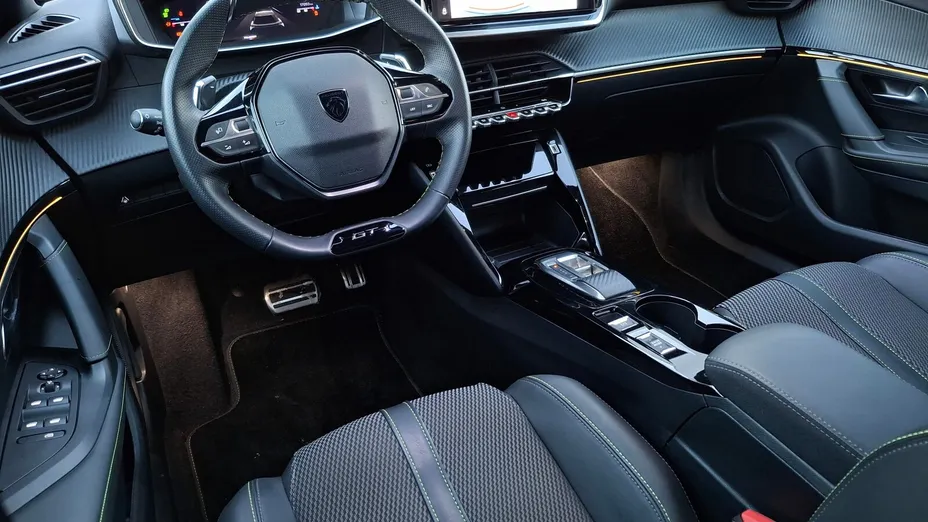 PEUGEOT 2008 2008 PureTech 130 GT S&S EAT8